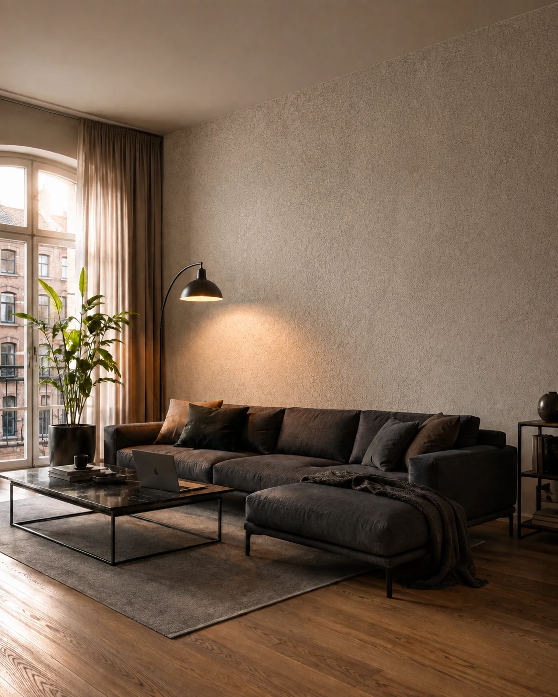 Dasselbe Wohnzimmer nach einem KI-Prompt mit Licht, Bestand und Nutzungskontext