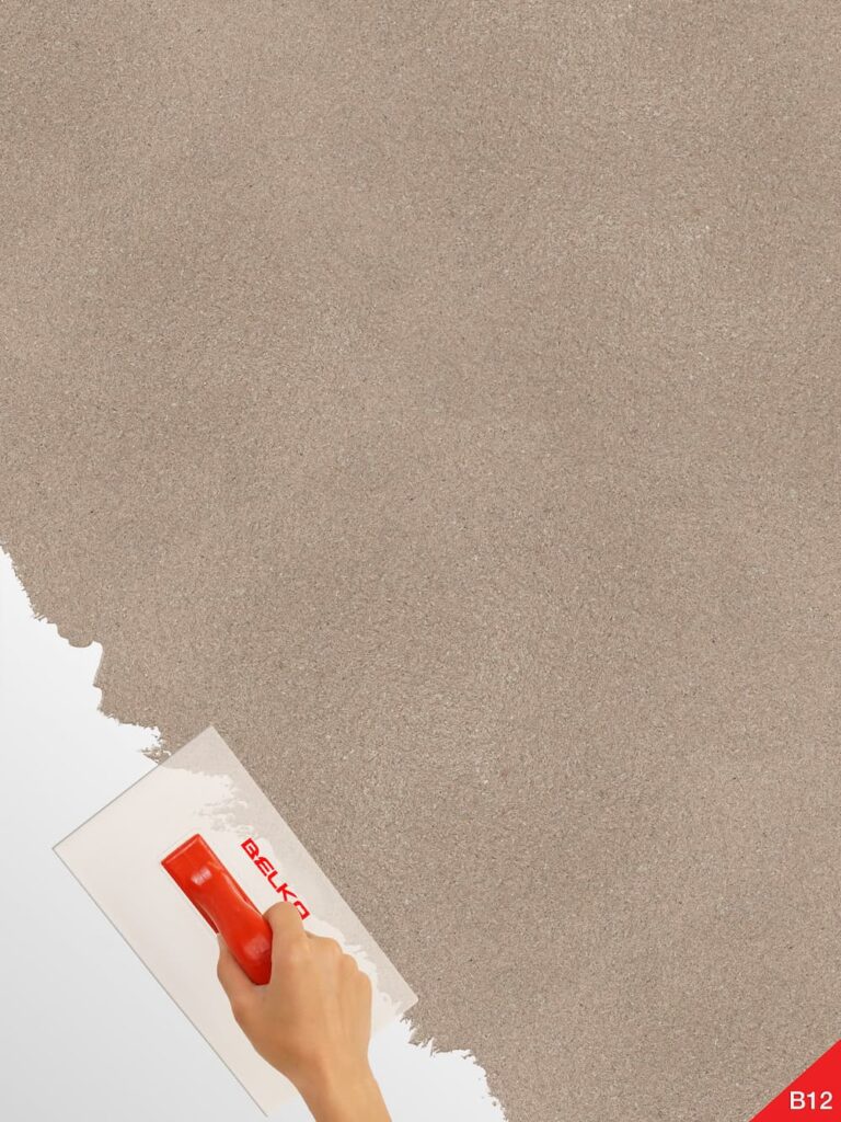 Belka B12 Tapete in Taupe – Moderne Wandgestaltung mit hochwertiger, natürlichen Wandtapete, die sowohl Wärme- als auch Schalldämmung bietet. Ideal für stilvolle und funktionale Innenräume.