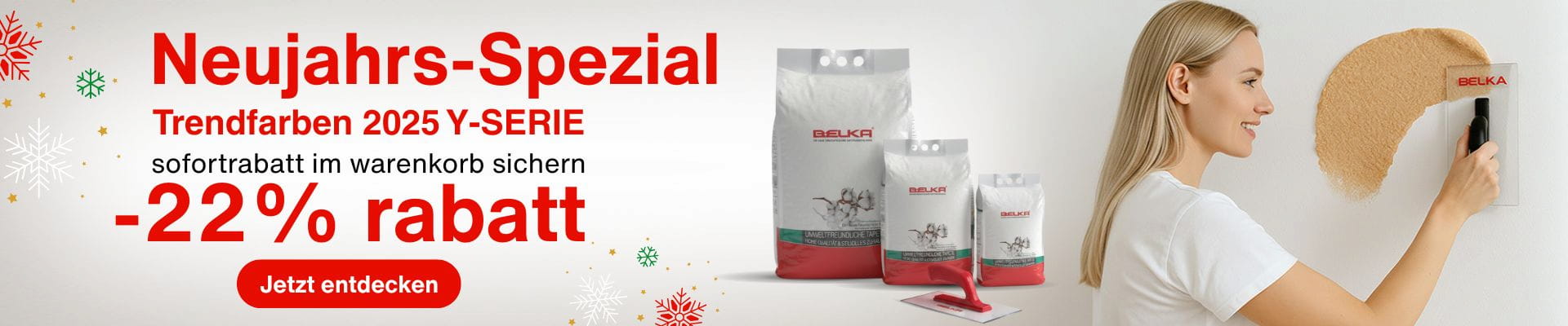 Belka Tapete Neujahrs-Spezial: Trendfarben 2025 der Y-Serie mit 22 % Rabatt – dekorative Wandbeschichtung wird von Frau aufgetragen.