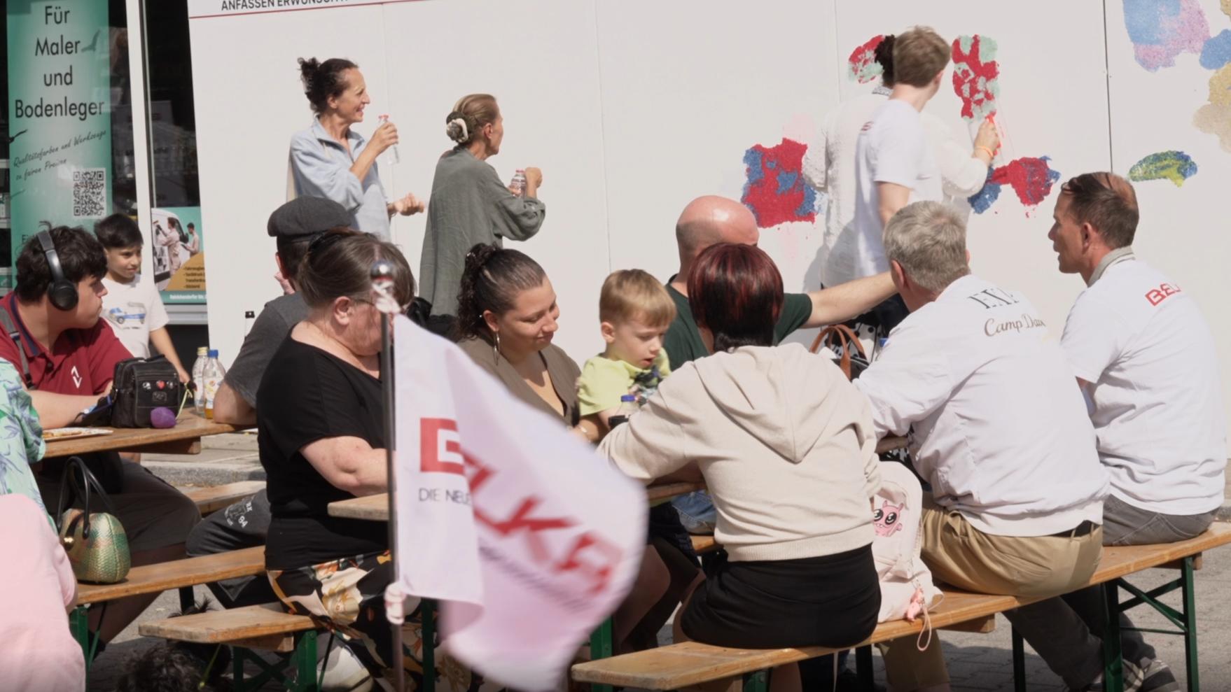 Textile Wandgestaltung beim BELKA Wandkunst Festival Berlin 2026
